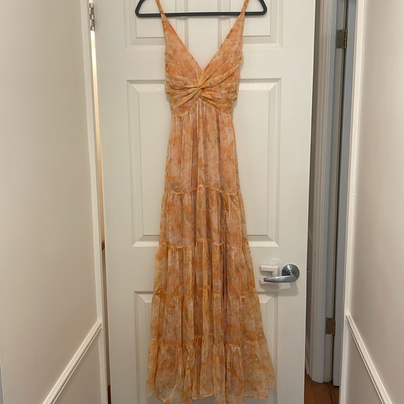 ASTR DRESS - Picture 1 of 4